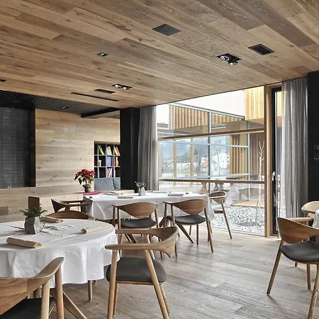 Hisa Denk Konukevi 3*