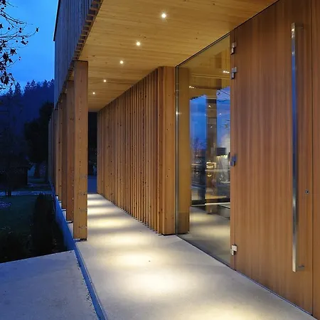 Hisa Denk Konukevi 3*